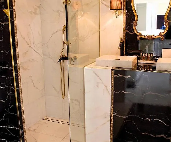 アパート 'maison Blanche' カンヌ