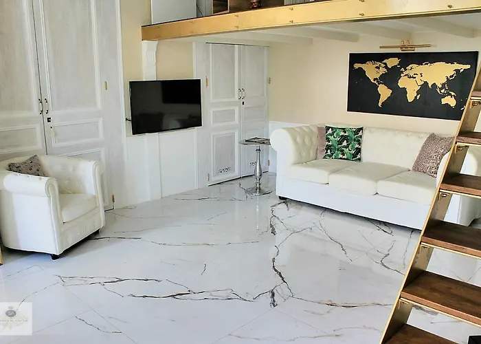 'maison Blanche' * カンヌ